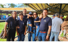 Família Ipê Ouro durante a Expozebu 2025