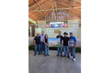 Starley Soares e Max Pereira da EAO durante o primeiro Leilão Presencial BR Central